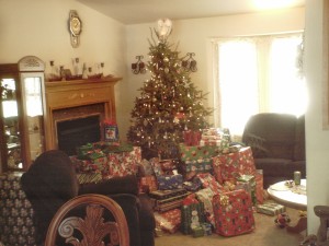 Christmas tree with lots of presents