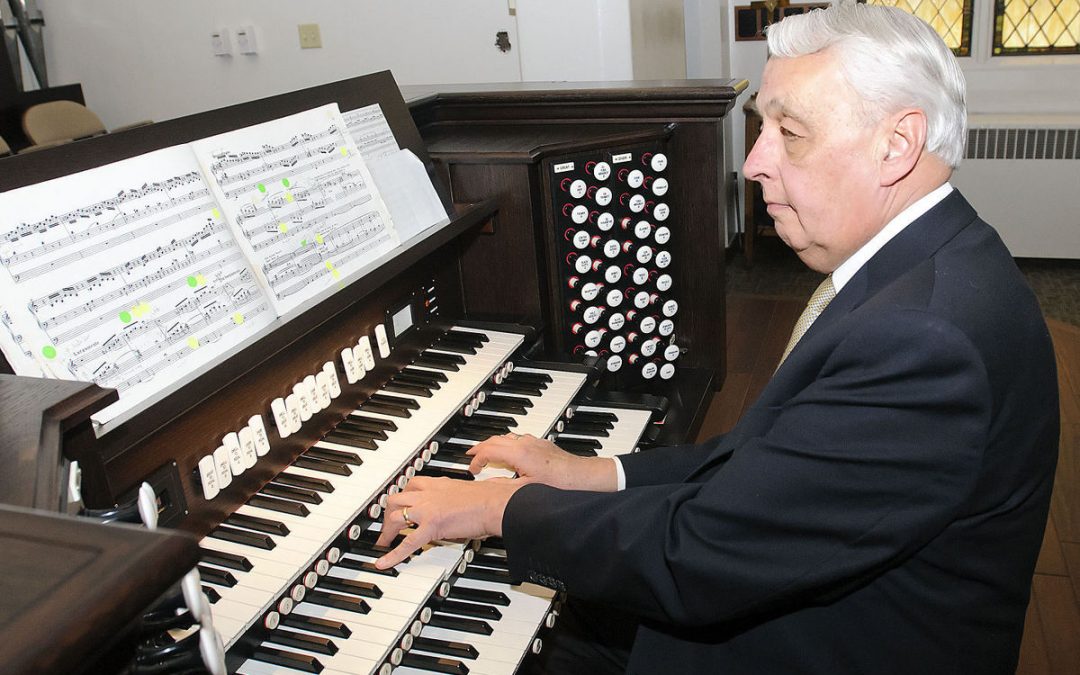 Clay Christiansen - Mormon Tabernacle Choir Organist