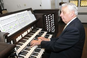 Clay Christiansen - Mormon Tabernacle Choir Organist